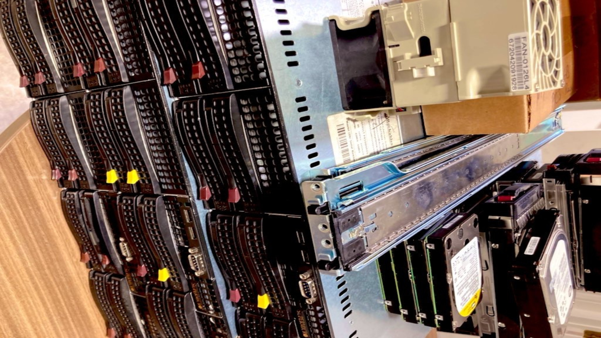 Icon for gnulinux.pics